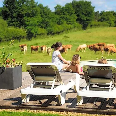 Masoe Des Chatards Bed & Breakfast