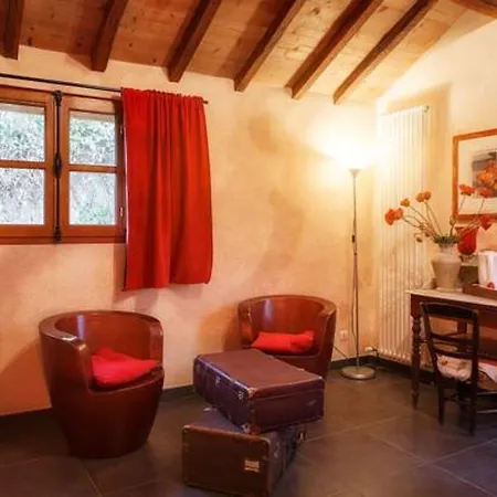 Masoe Des Chatards 3* Neuilly-le-Réal