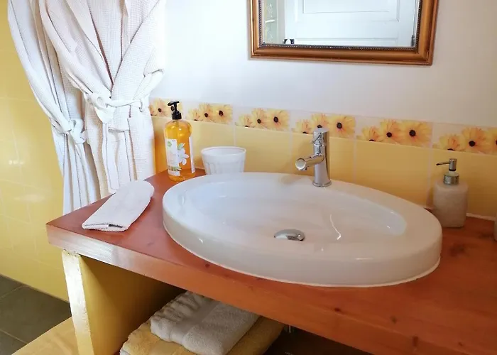 Masoe Des Chatards Panzió Neuilly-le-Réal