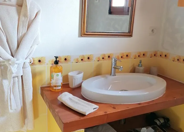 Masoe Des Chatards 3* Neuilly-le-Réal